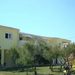 Marella Apartament *